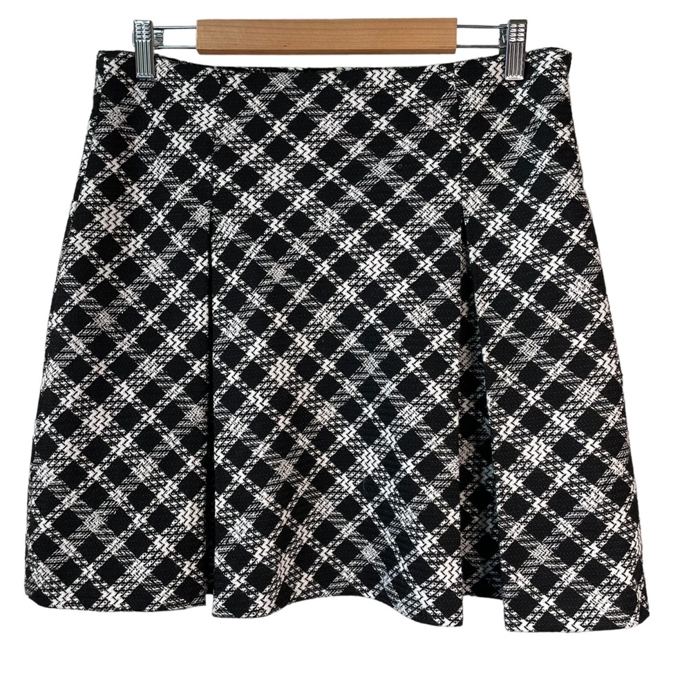 Karl Lagerfeld Black and White A-Line Tweed Skirt
